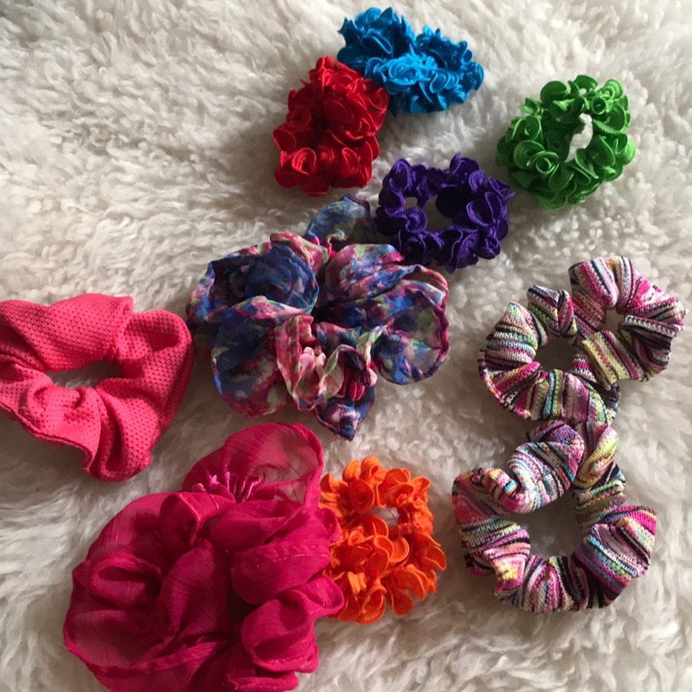 Bundle of 10 scrunchies